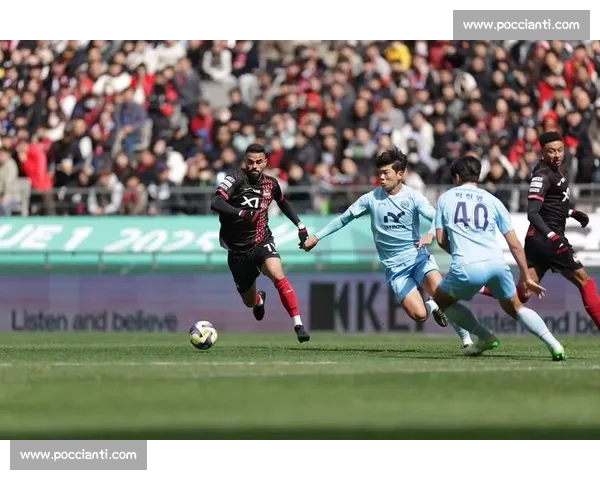 亚冠焦点战前瞻：两队实力对比与关键球员分析